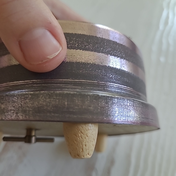 Vintage Aluminum Powder Case And Music Box - Picture 7 of 11